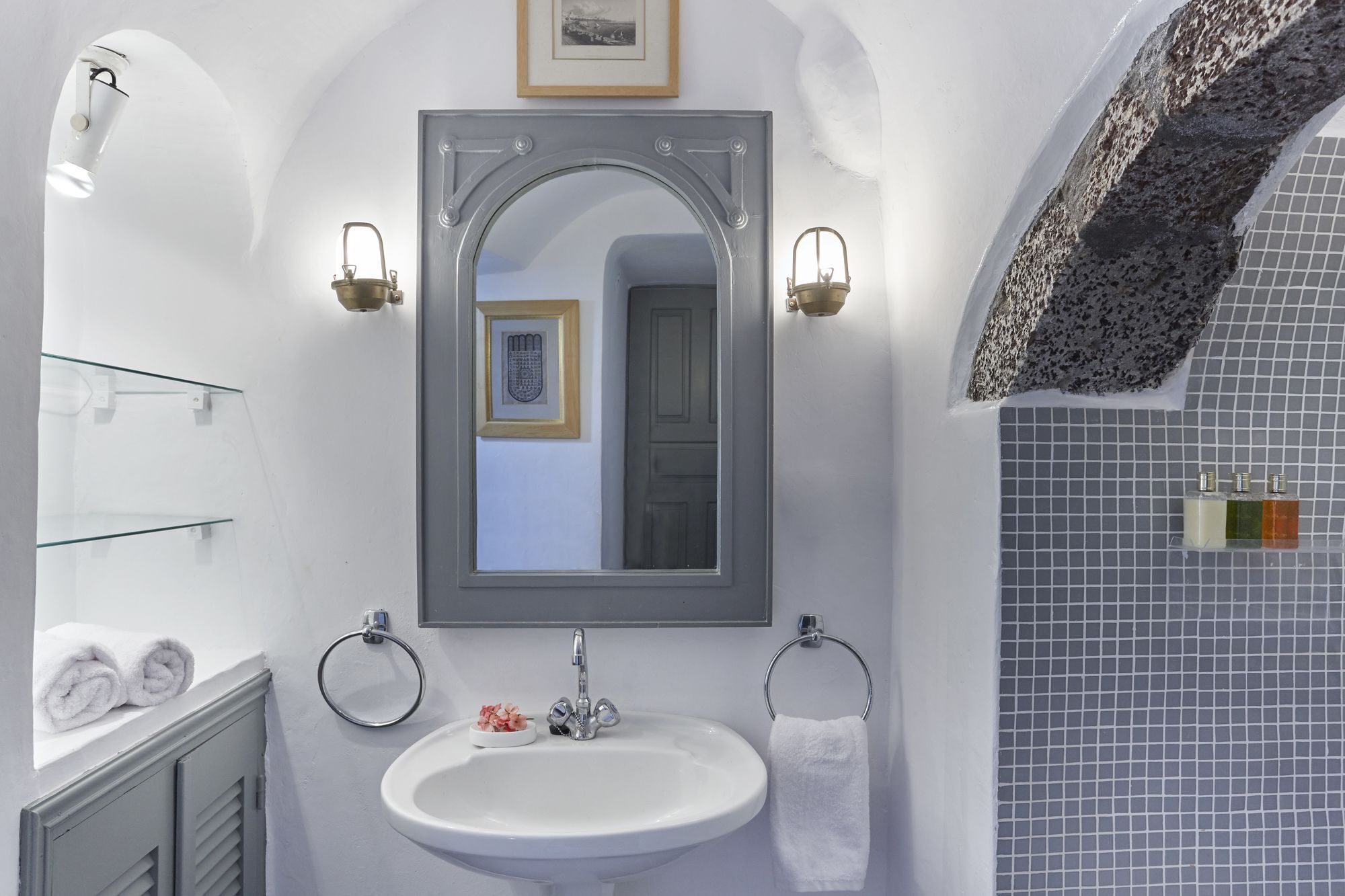 Nautilus Villa フィロステファニ エクステリア 写真